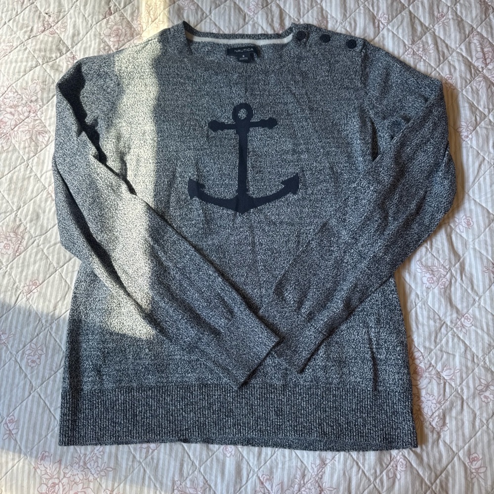 Nautica Men’s Heather Gray Crewneck Sweater with Navy Anchor